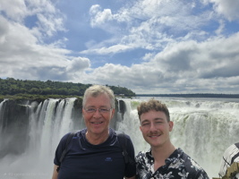 Iguaz&uacute;-Wasserf&auml;lle mit Leo 03-2026